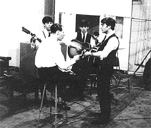 withthebeatles.jpg (29856 bytes)